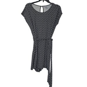 Old Navy Romper Black White M Sash Shorts Short Sleeved Keyhole Back Pockets